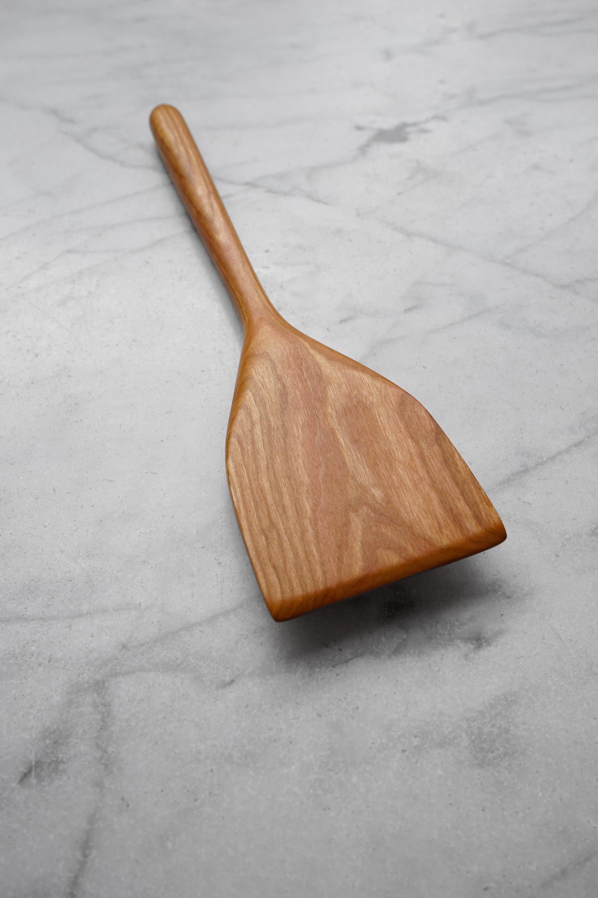 Wide Flipper Spatula - Cherry Wood