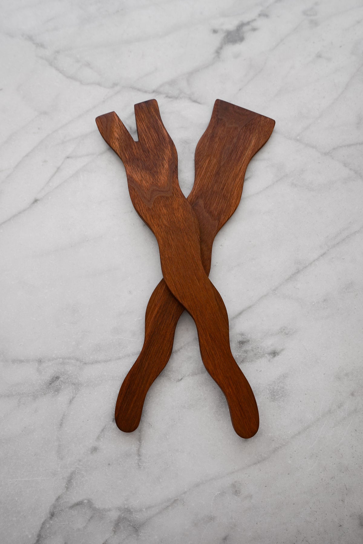 Flat Line - Wavy Salad Set - Walnut Wood